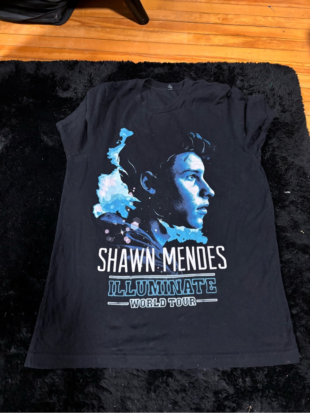 Shawn Mendes Black 'Illuminate World Tour' Graphic Tee